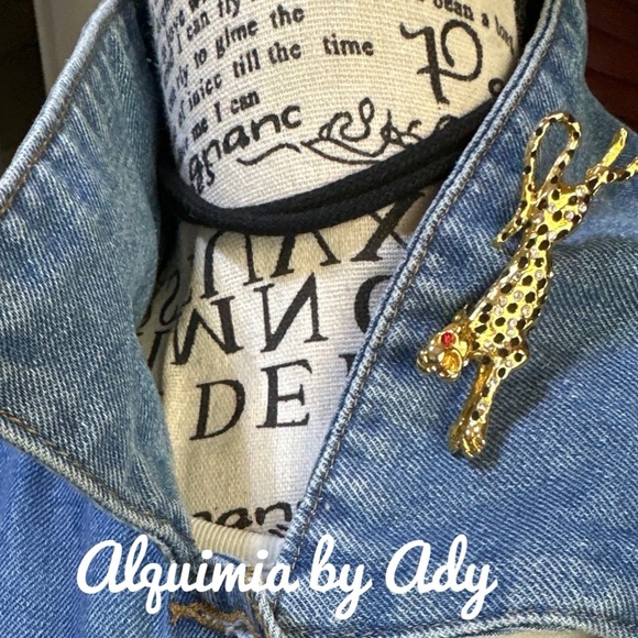 LUXURY GOLD PANTHER BROOCH STATEMENT PENDANT NECKLACE - Picture 5 of 5